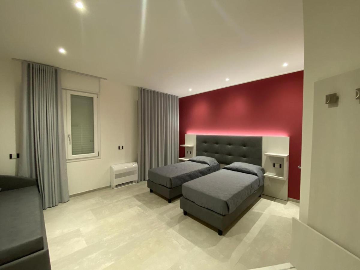 B&B Bertani Modena Luaran gambar