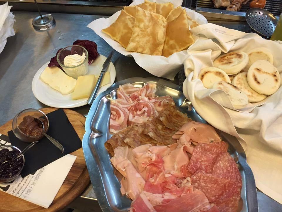 B&B Bertani Modena Luaran gambar